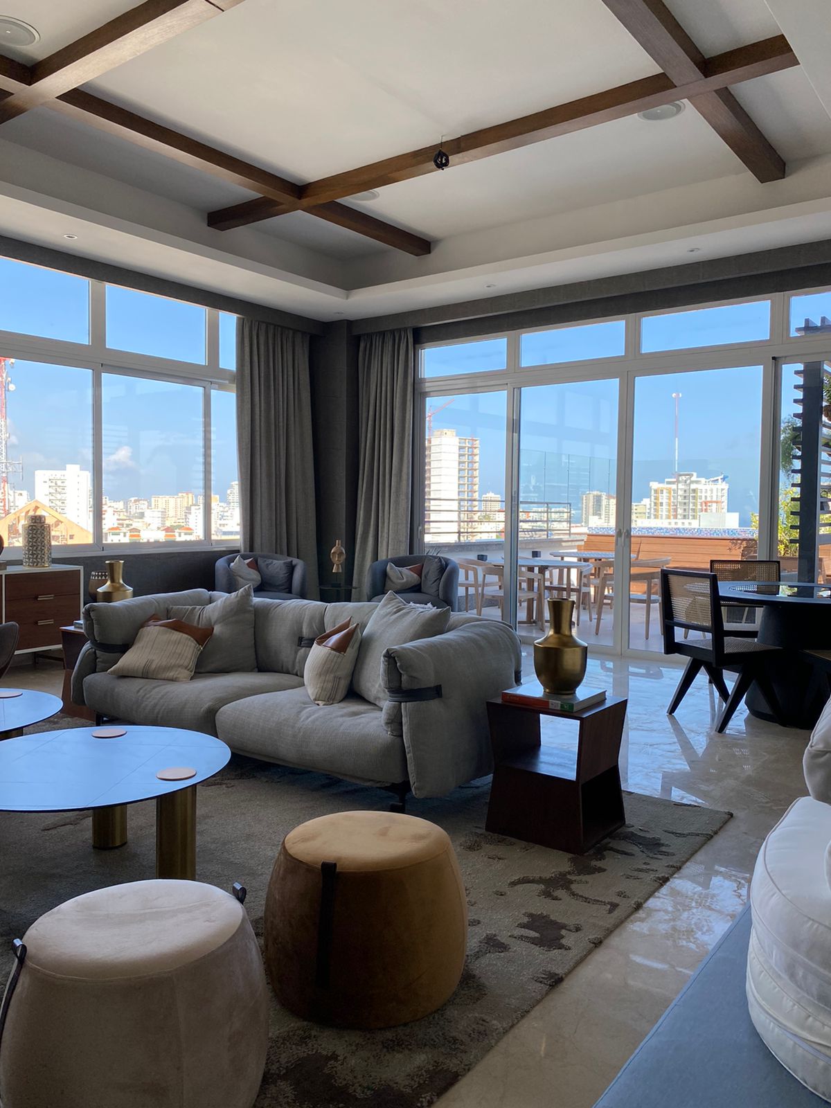 VENDIDO – Apartamento en venta en Piantini